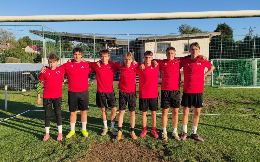 Pořízení teplákových souprav – mládež